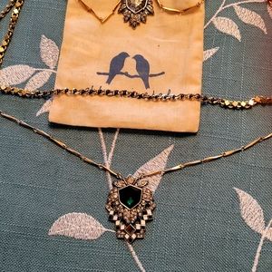 Chloe & Isabel 3 in 1 necklace.